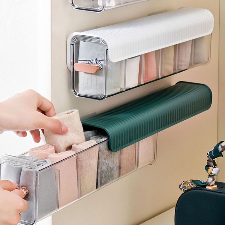 Hanging Storage Box إنزوي