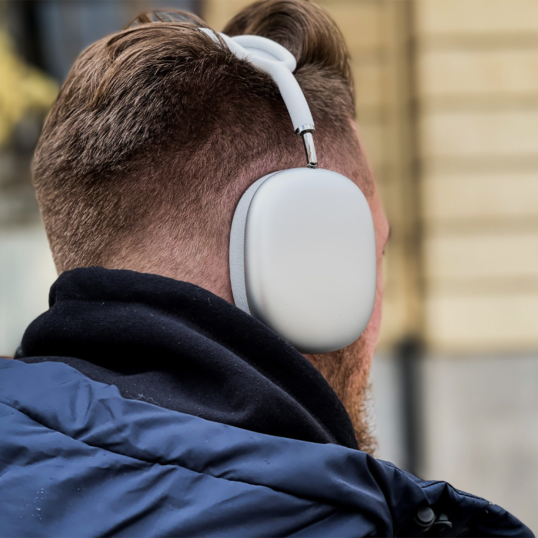 سماعات P9AirMax اللاسلكية (10)